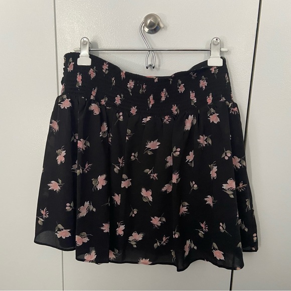 NEW LISTINGS - Picture 9 of 13